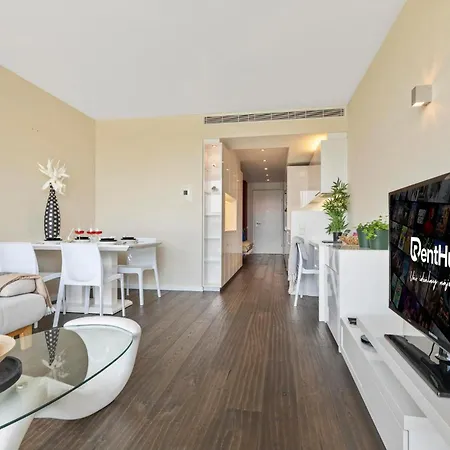 Elite River View Apartamento *