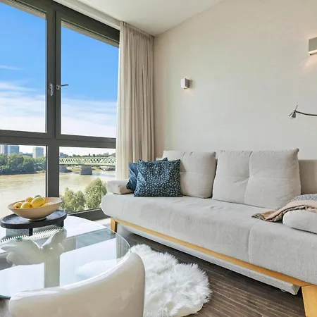 Elite River View * Bratislava