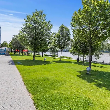 Elite River View Apartman