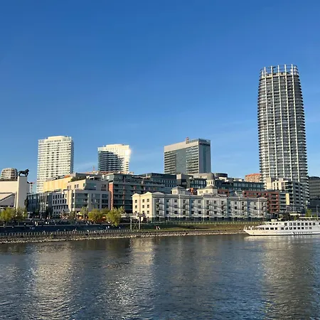 Elite River View Daire *