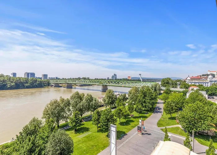 Elite River View Pressburg