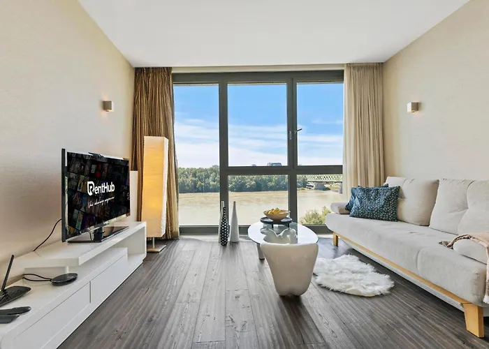 Elite River View * Pressburg