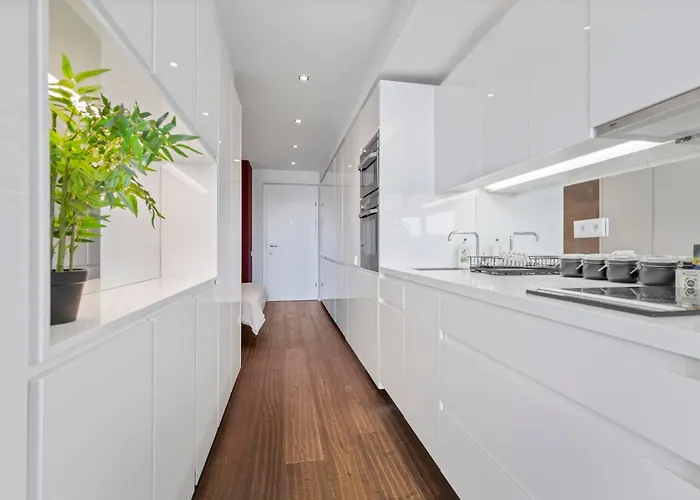 Apartment Elite River View *